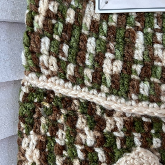 NEW HAND CROCHETED HAT & DIAPER COVER SET - Picture 3 of 6